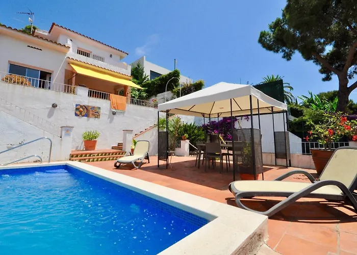 Cala Trons 펜션 료렛 드 마르