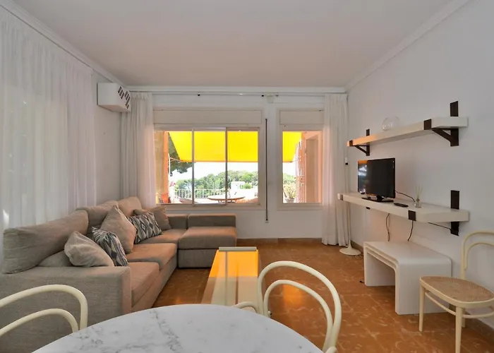 Cala Trons 펜션 료렛 드 마르