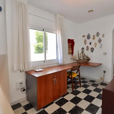 Cala Trons Tatil Evi